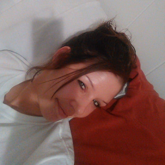 Meet your Posher, Ashley - Picture 2 of 2